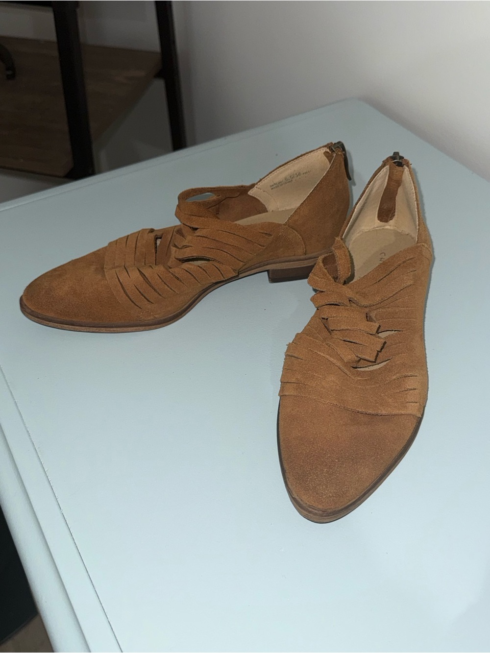 Chinese Laundry Women's Tan Suede Cutout Flats